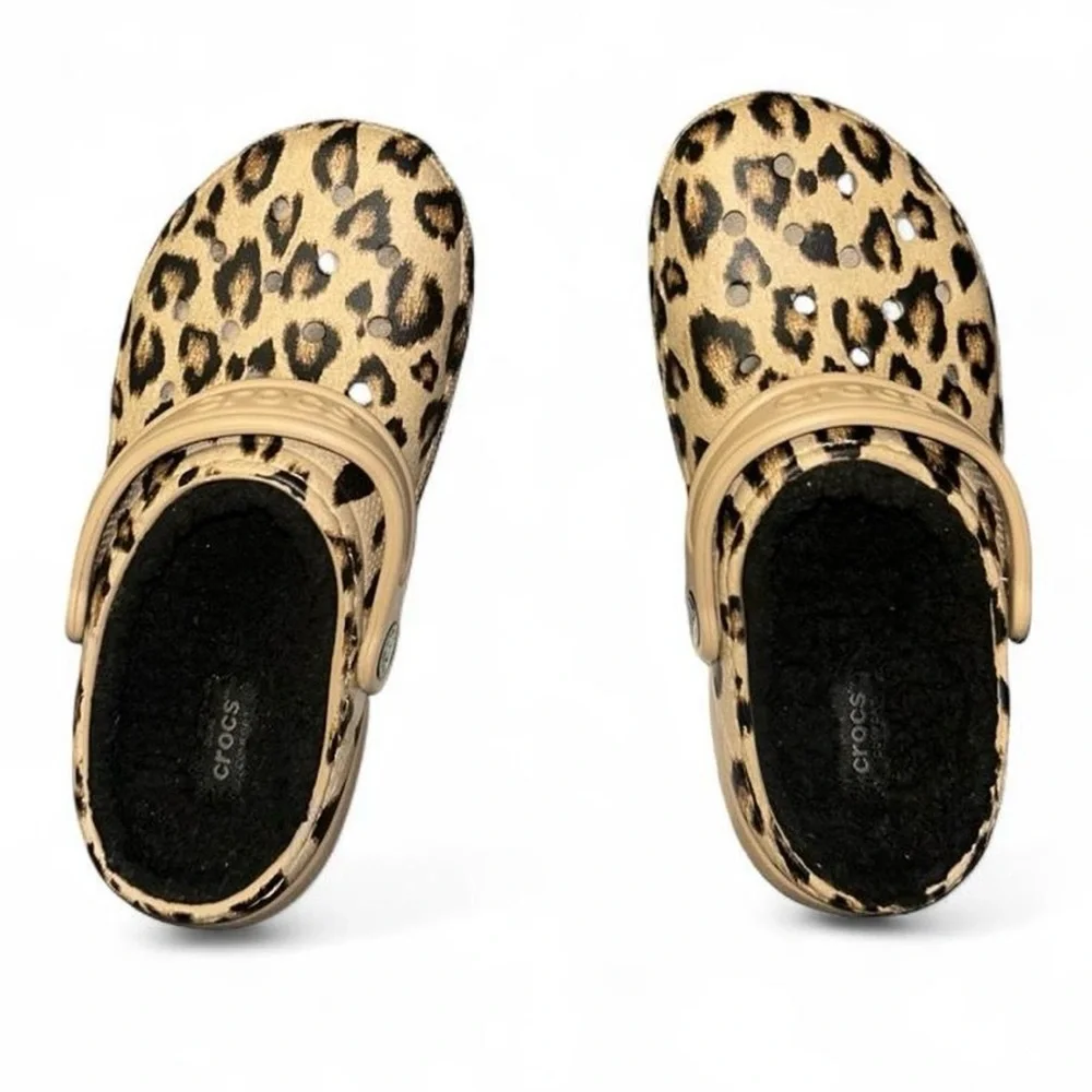 CROCS Classic Clog Leopard Print with Fur